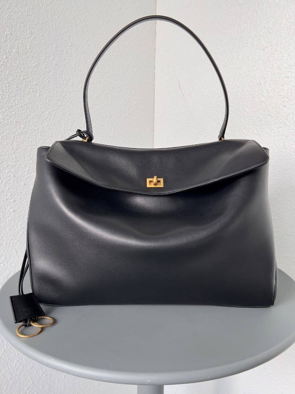 BALENCIAGA 4 - b6866