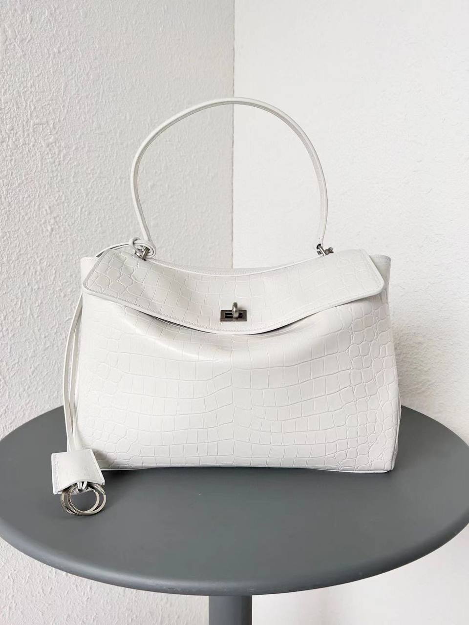 BALENCIAGA 1 - b6768
