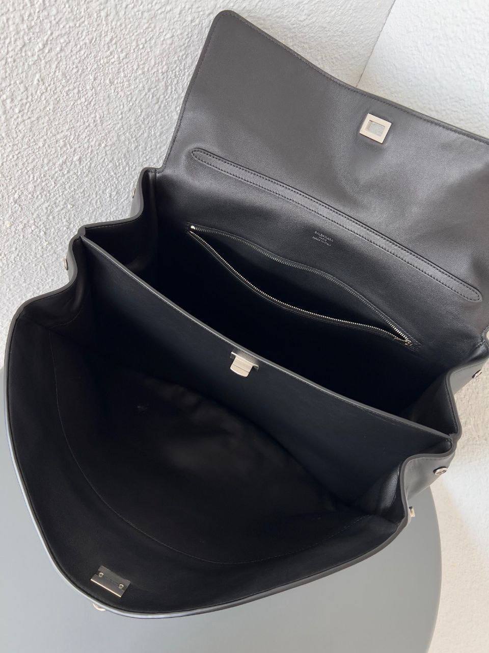 BALENCIAGA 4 - b6866