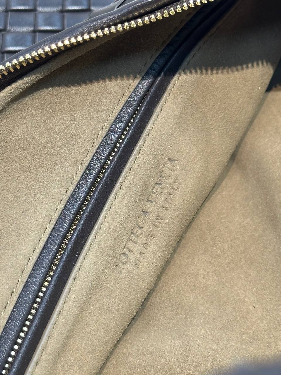 Bottega Veneta 15 - b6874
